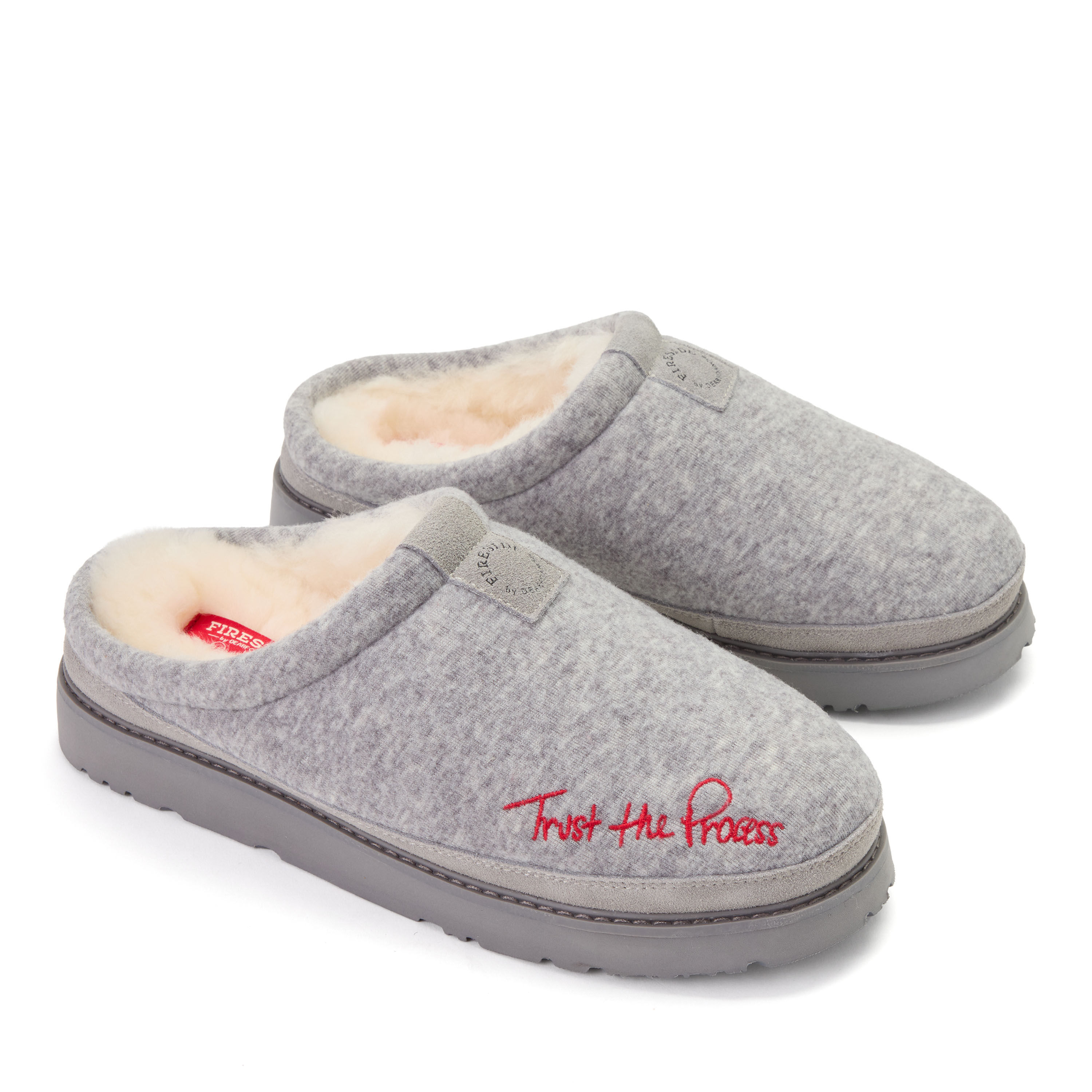 Daniella Karagach&rsquo;s&nbsp;Men's Fireside Knit Shearling Clog