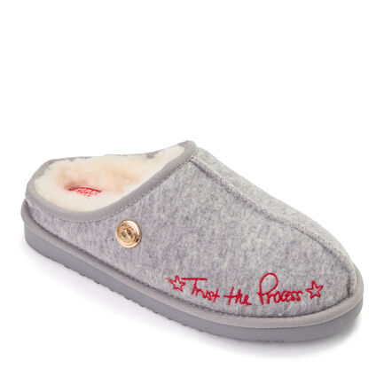 Daniella Karagach&rsquo;s Women's Fireside Knit Shearling Clog
