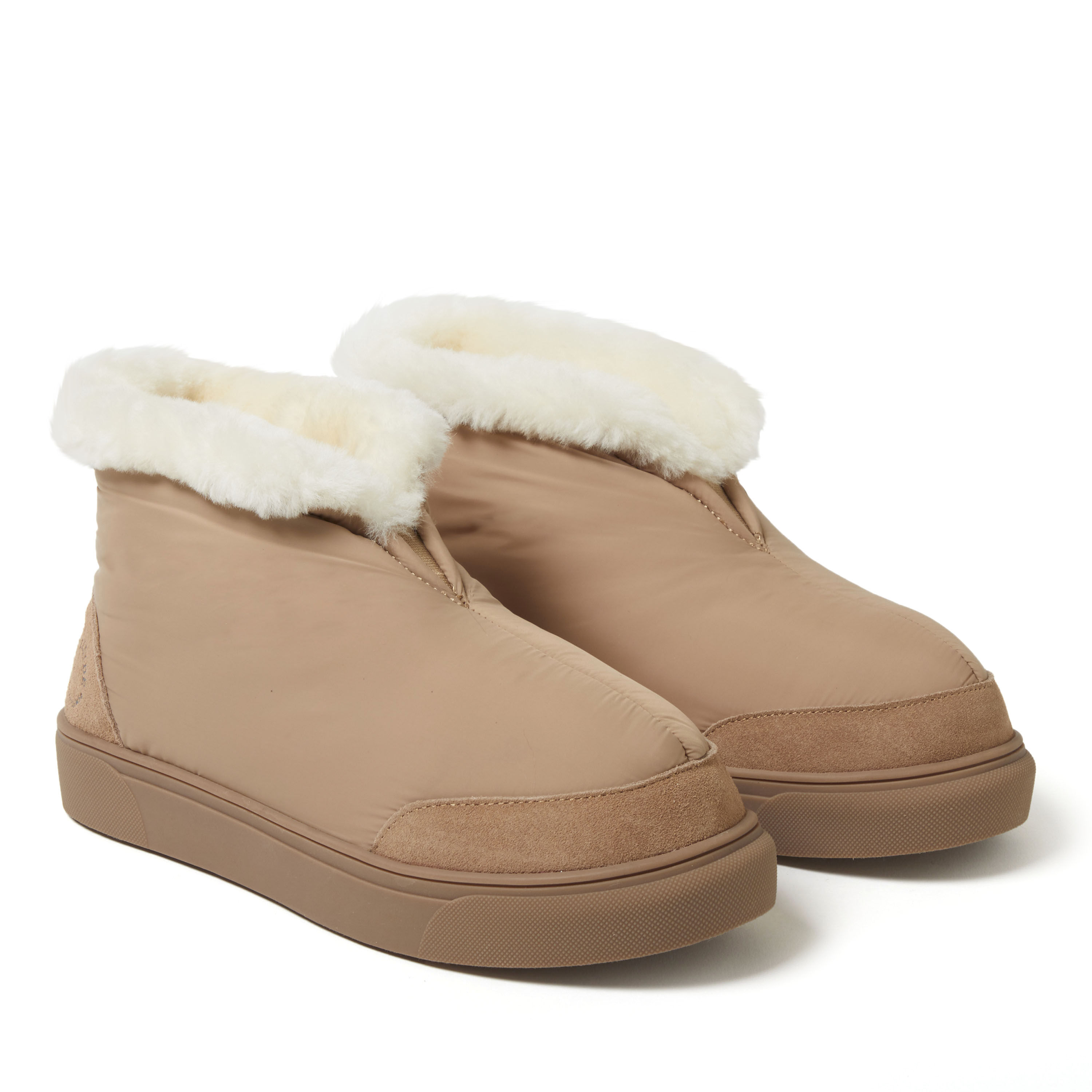 Women's Fireside by Dearfoams Shearling Warm Up Bootie