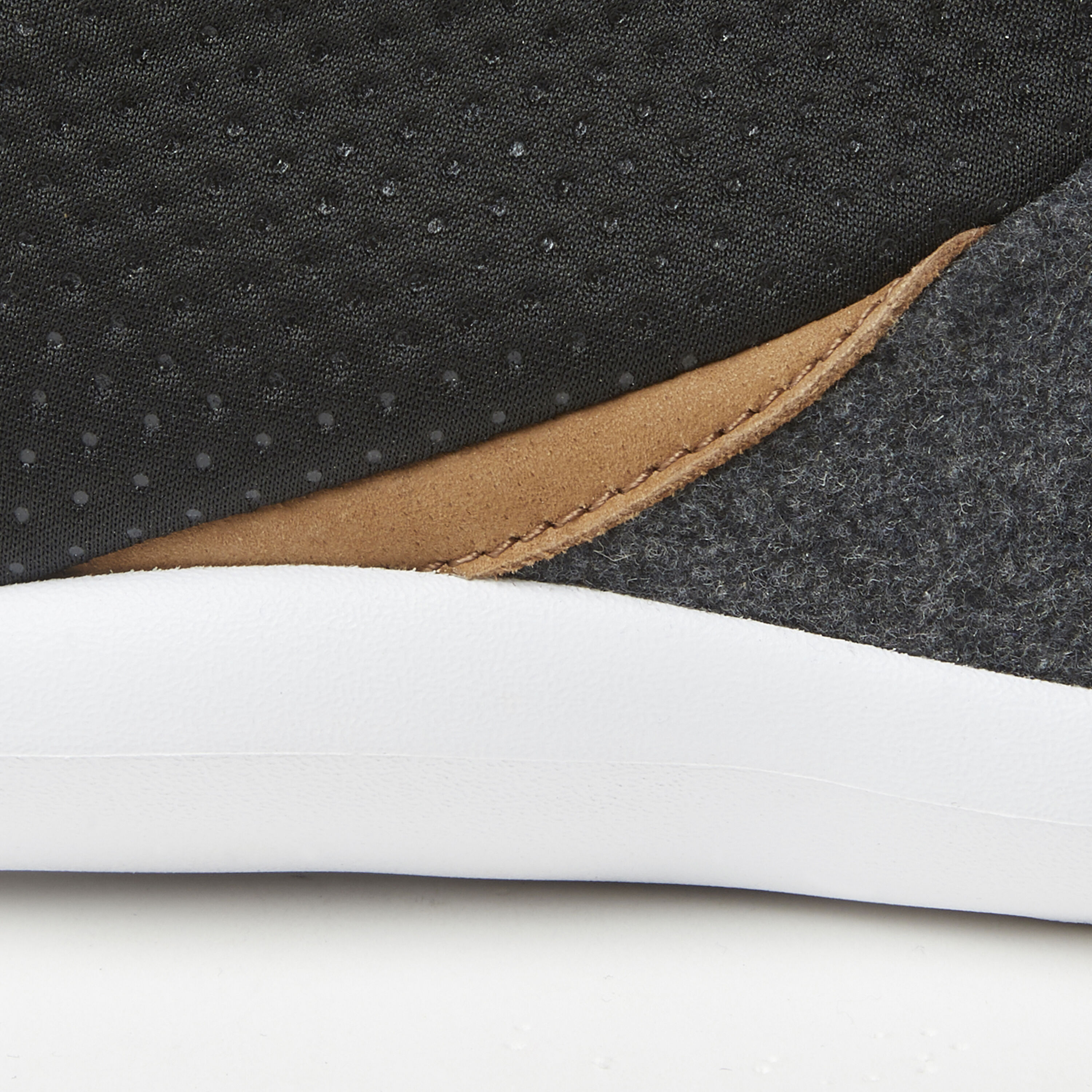 Dearfoams Supply Co. Men's Taylor Microwool & Spandex Closed Back