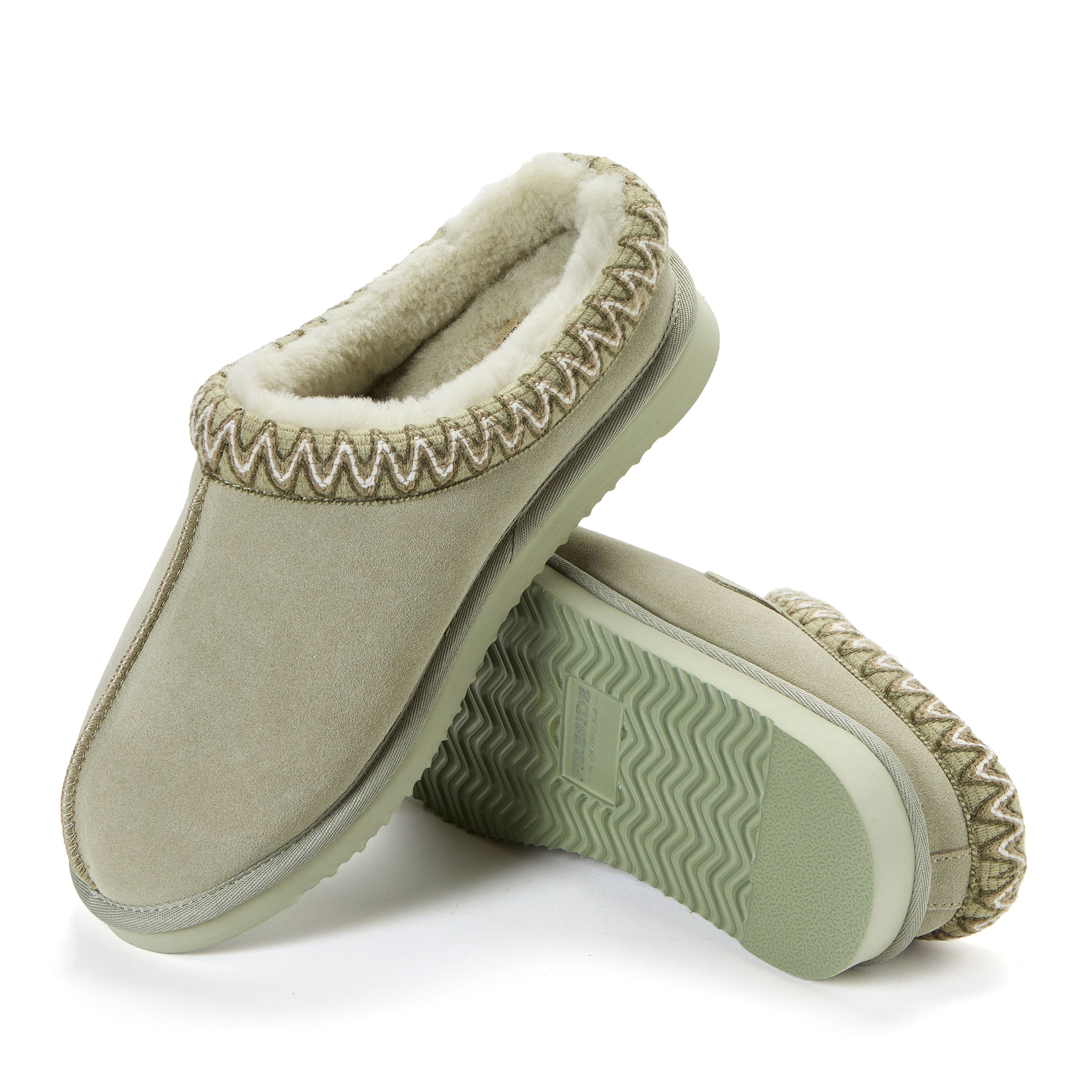 Men's Fireside by Dearfoams Grafton Genuine Shearling Clog With Taping