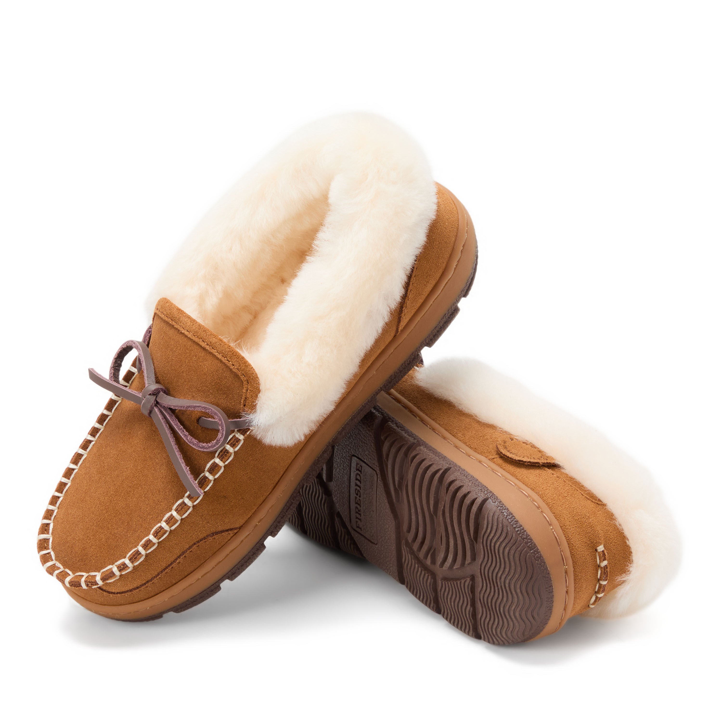 Women's Fireside by Dearfoams Gladstone Genuine Shearling Moc With Stitching