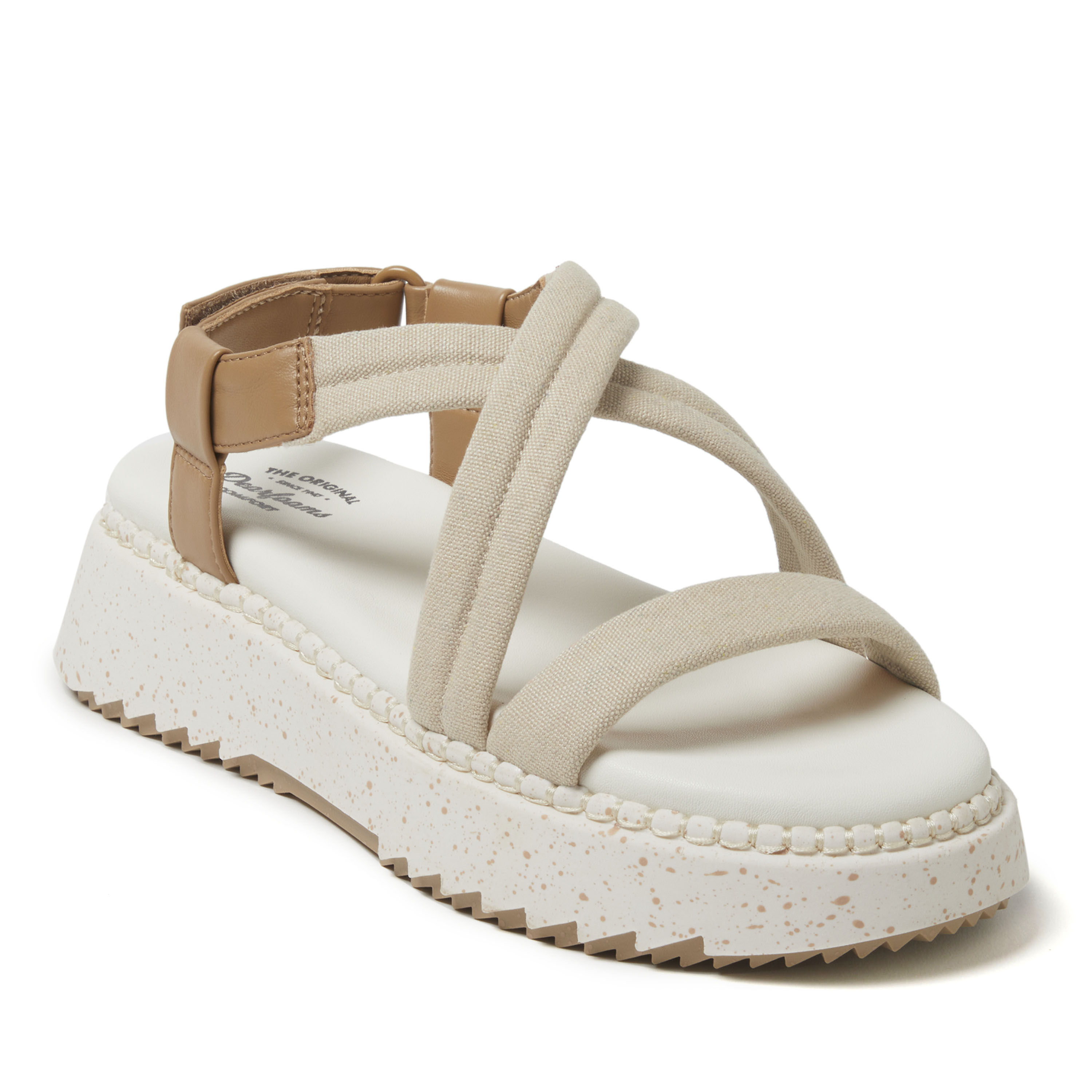 Dearfoams Women s Daylen Adjustable Strap Platform Sandal