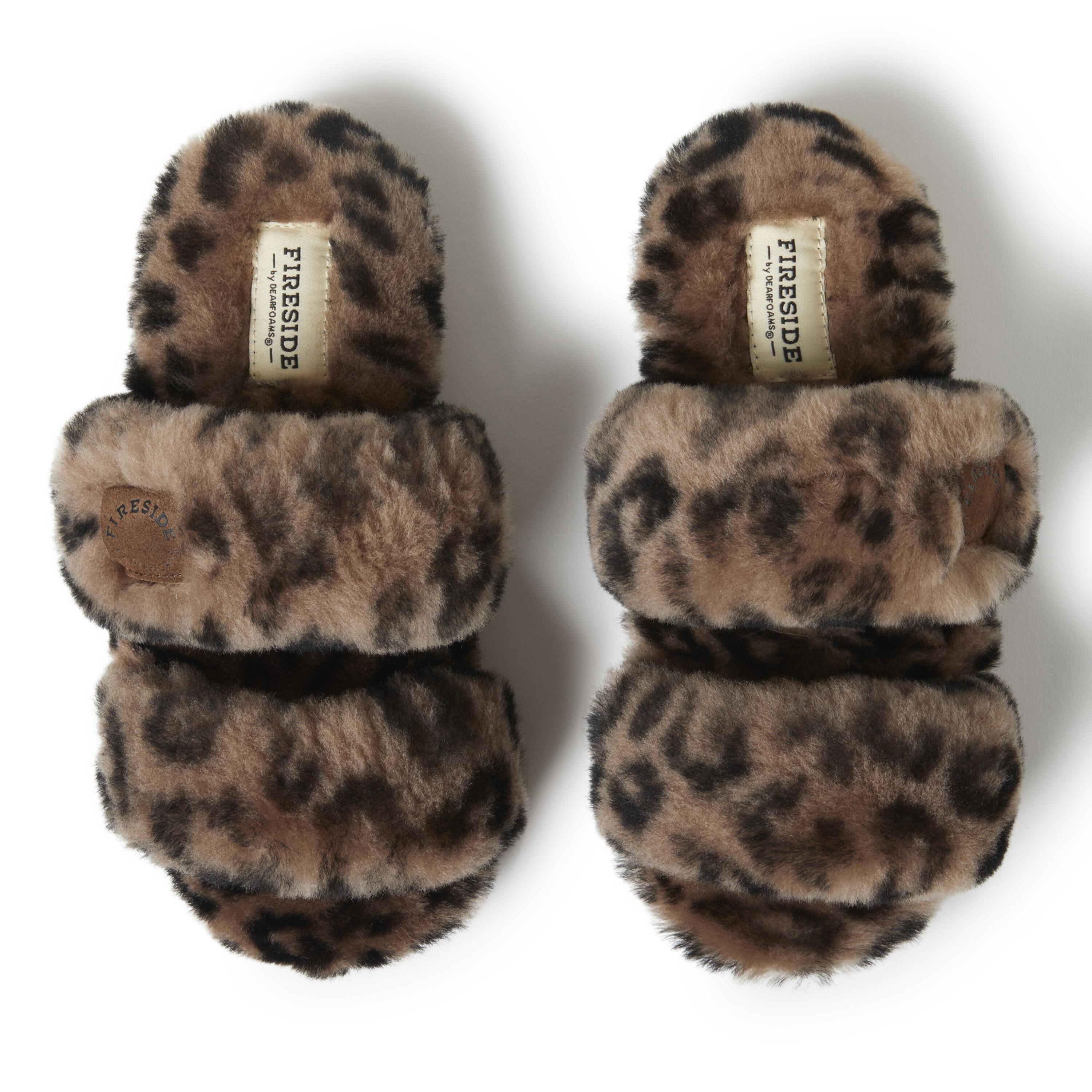 Women's Fireside by Dearfoams Benalla Shearling Double Band Slide on Sawtooth Outsole