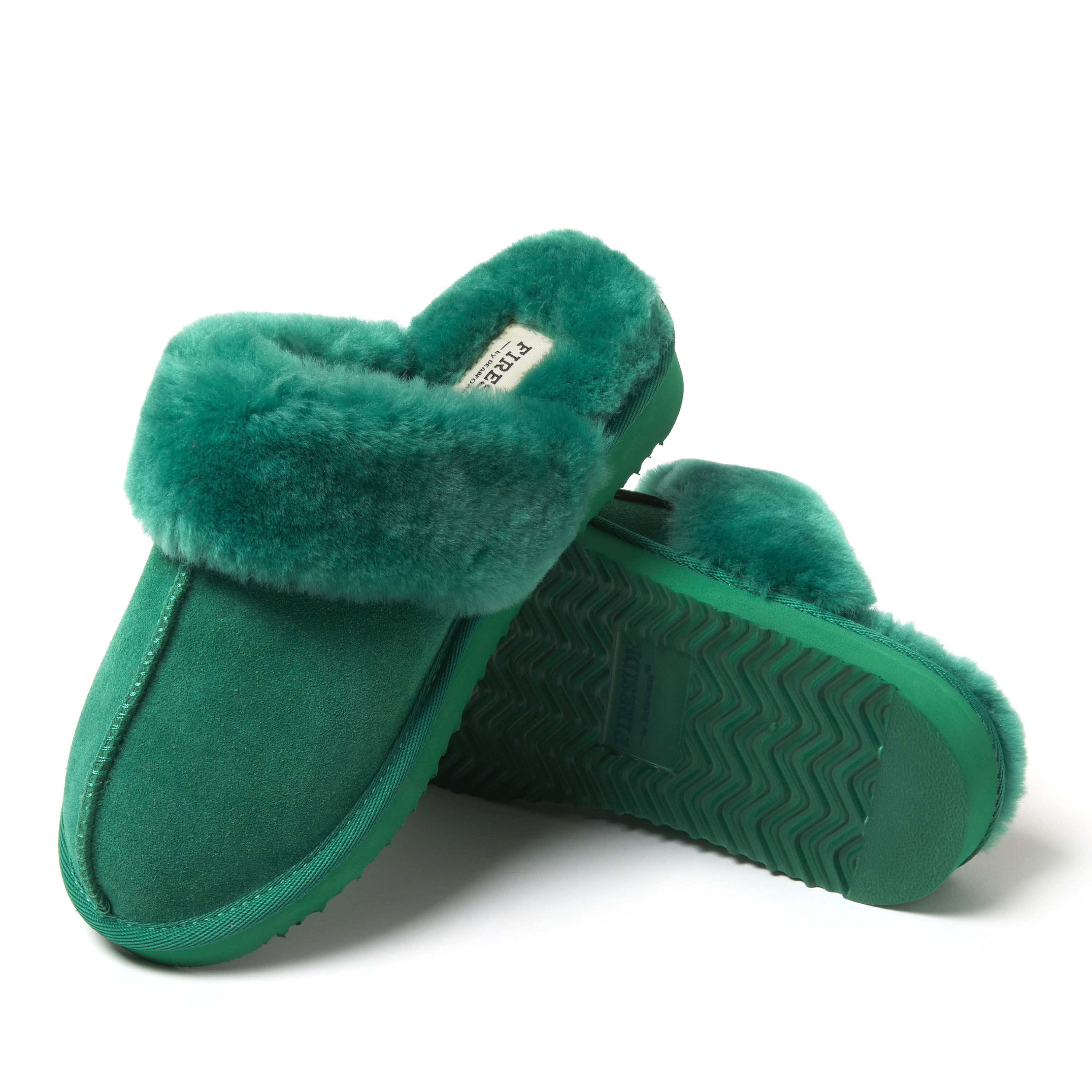 Fireside by dearfoams women's sydney store genuine shearling scuff