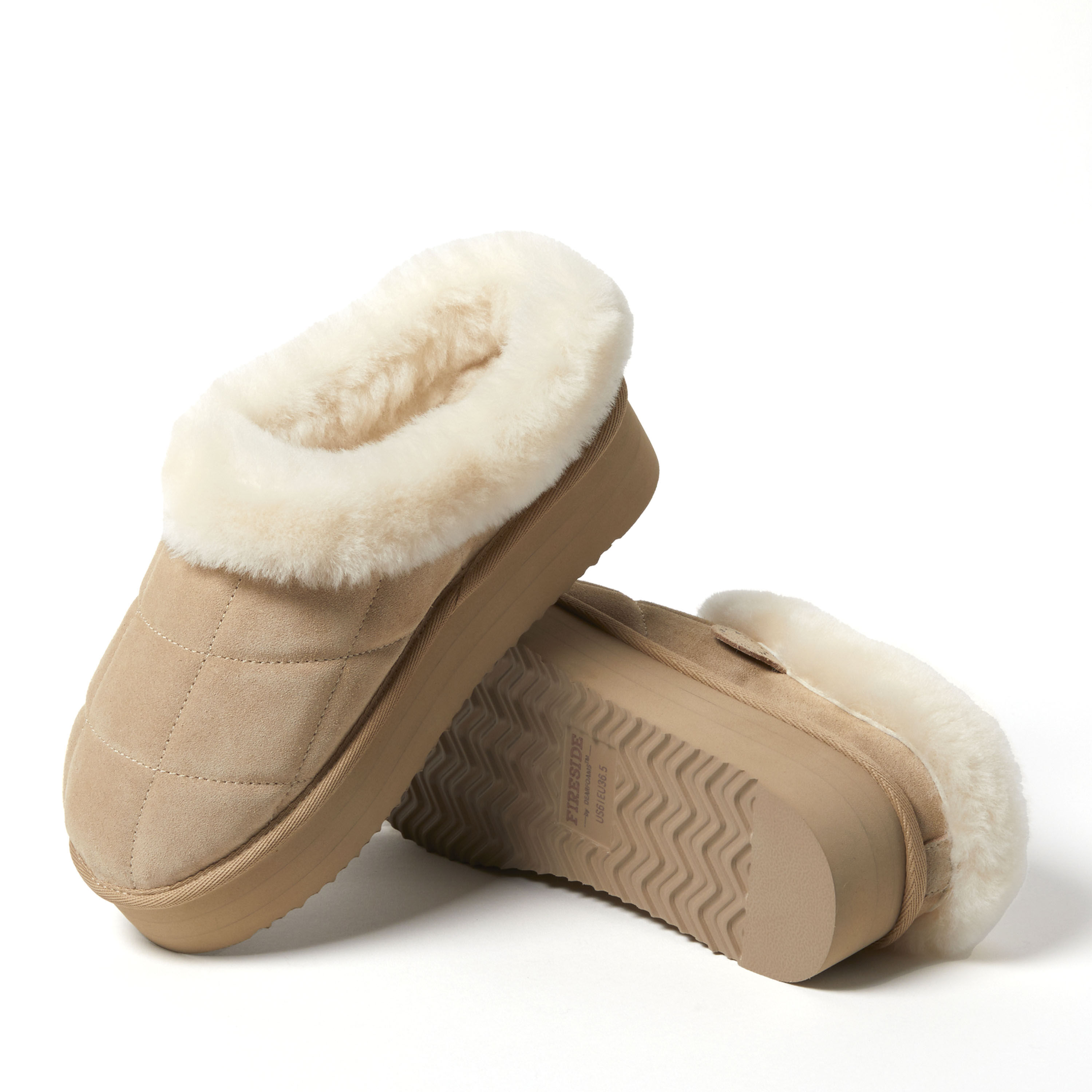 Women's Fireside by Dearfoams Bendigo Genuine Shearling Quilted Platform Clog