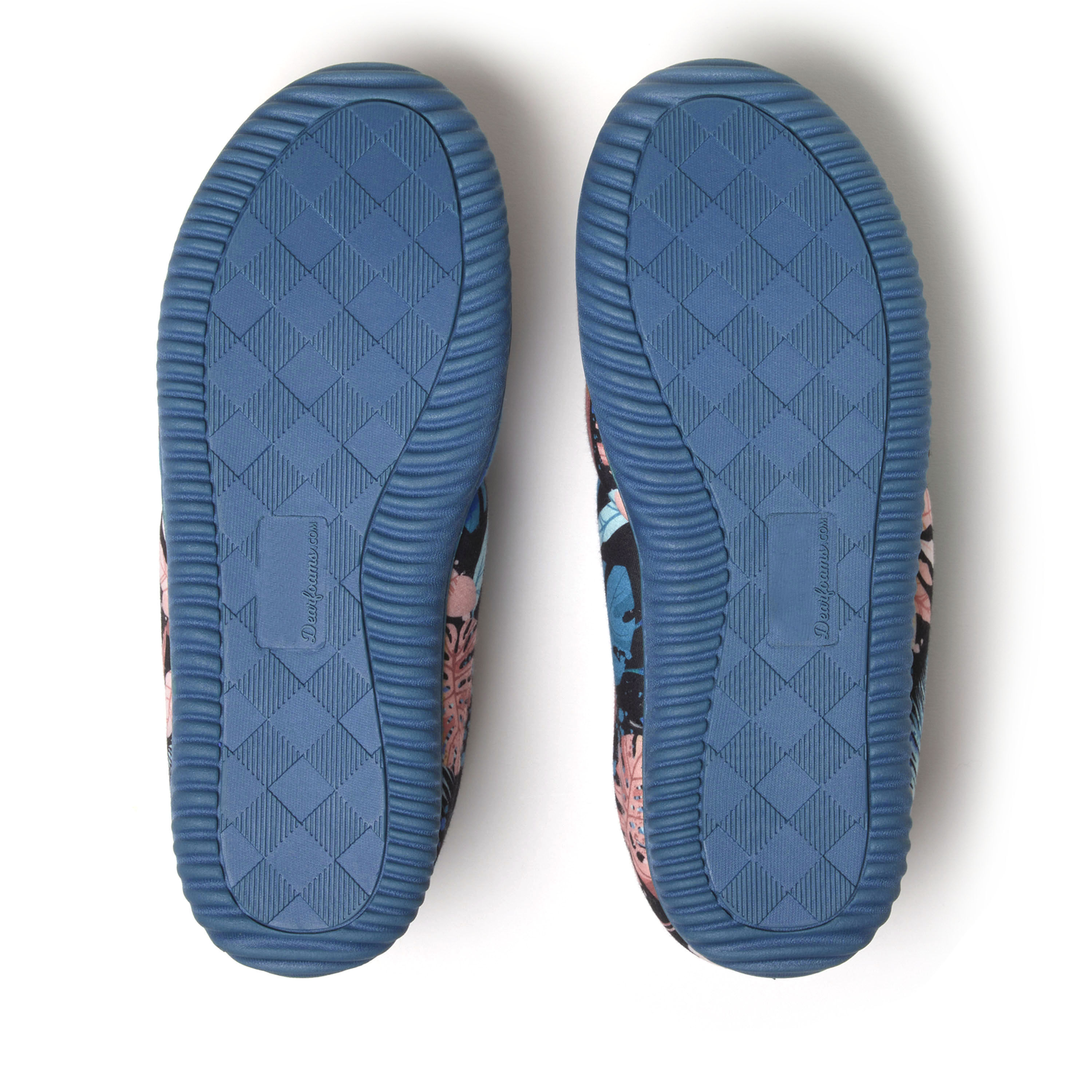 Men's Dearfoams x Puffin Aloha Clog and Drinkwear Bundle