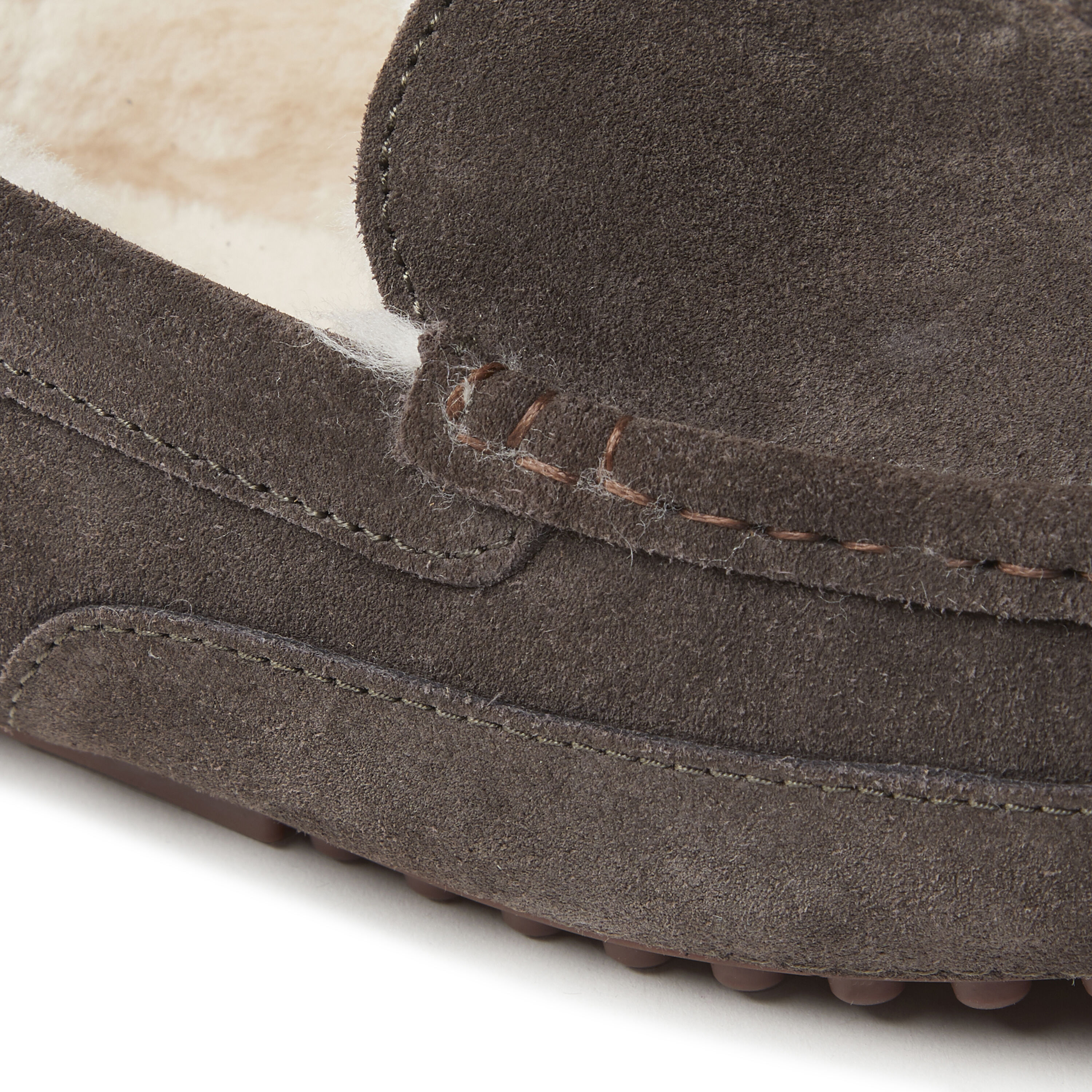 Dearfoams Men's Indoor Outdoor Breathable Pierce Moccasin Slippers, Pave Setting