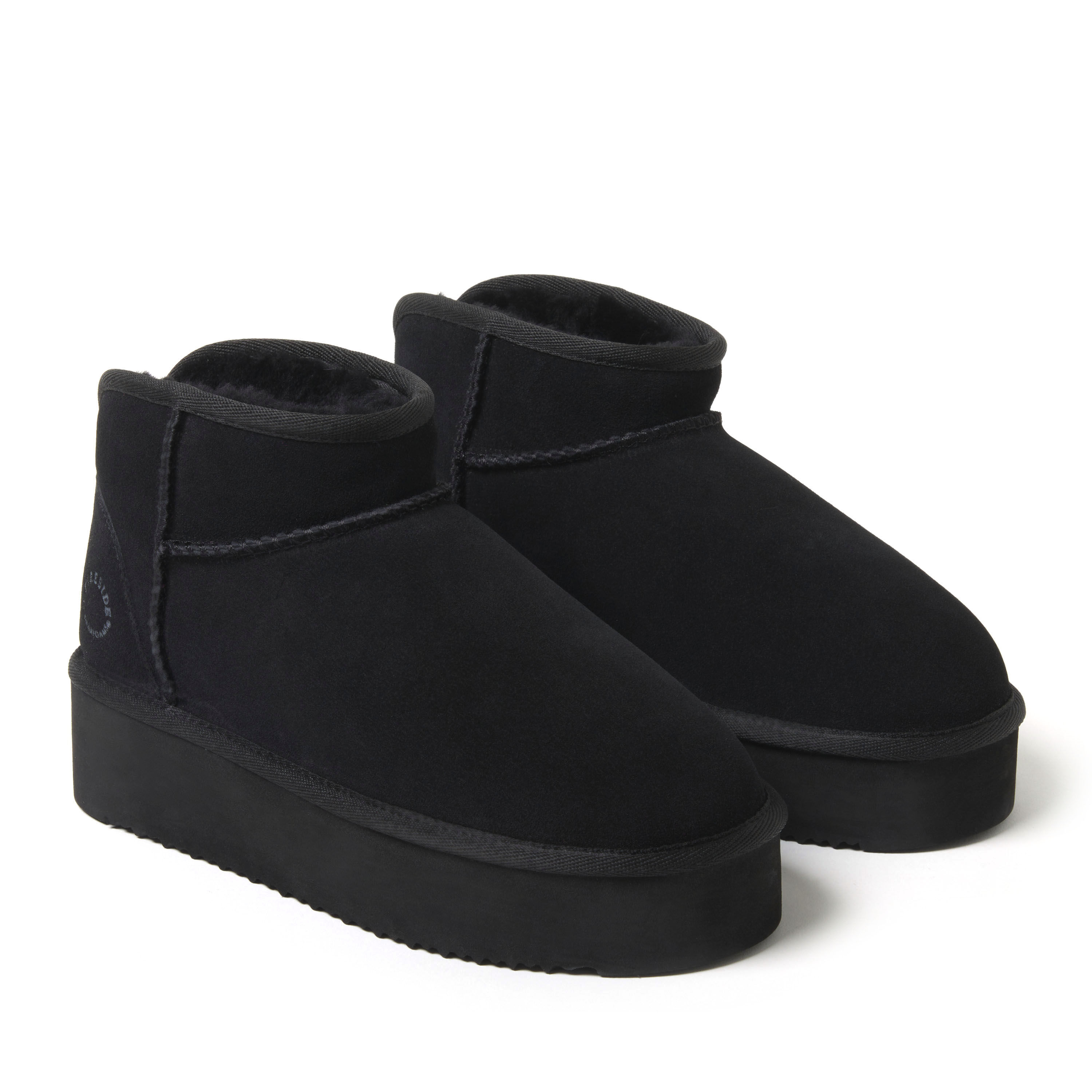 Women's Fireside by Dearfoams Kingston Genuine Shearling Platform Bootie